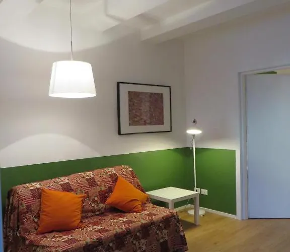 One Bedroom Nearby Uffizi Apartment