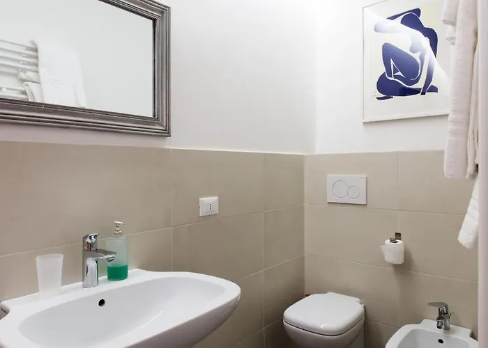 One Bedroom Nearby Uffizi Apartment