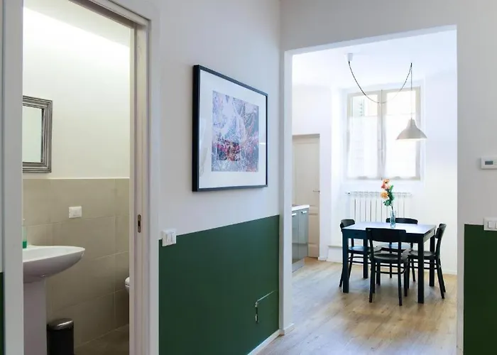 One Bedroom Nearby Uffizi Apartment