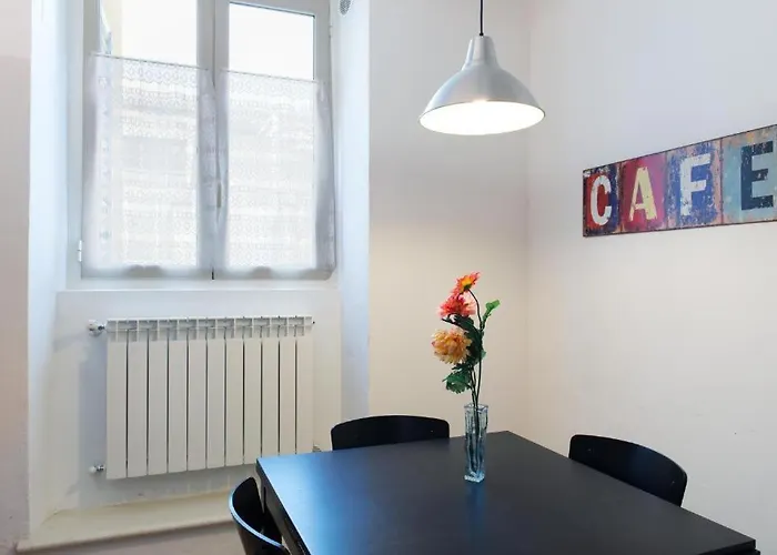 One Bedroom Nearby Uffizi *