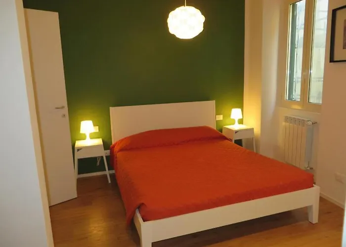 One Bedroom Nearby Uffizi * Florenz