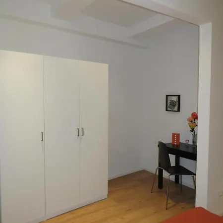 One Bedroom Nearby Uffizi Firenze